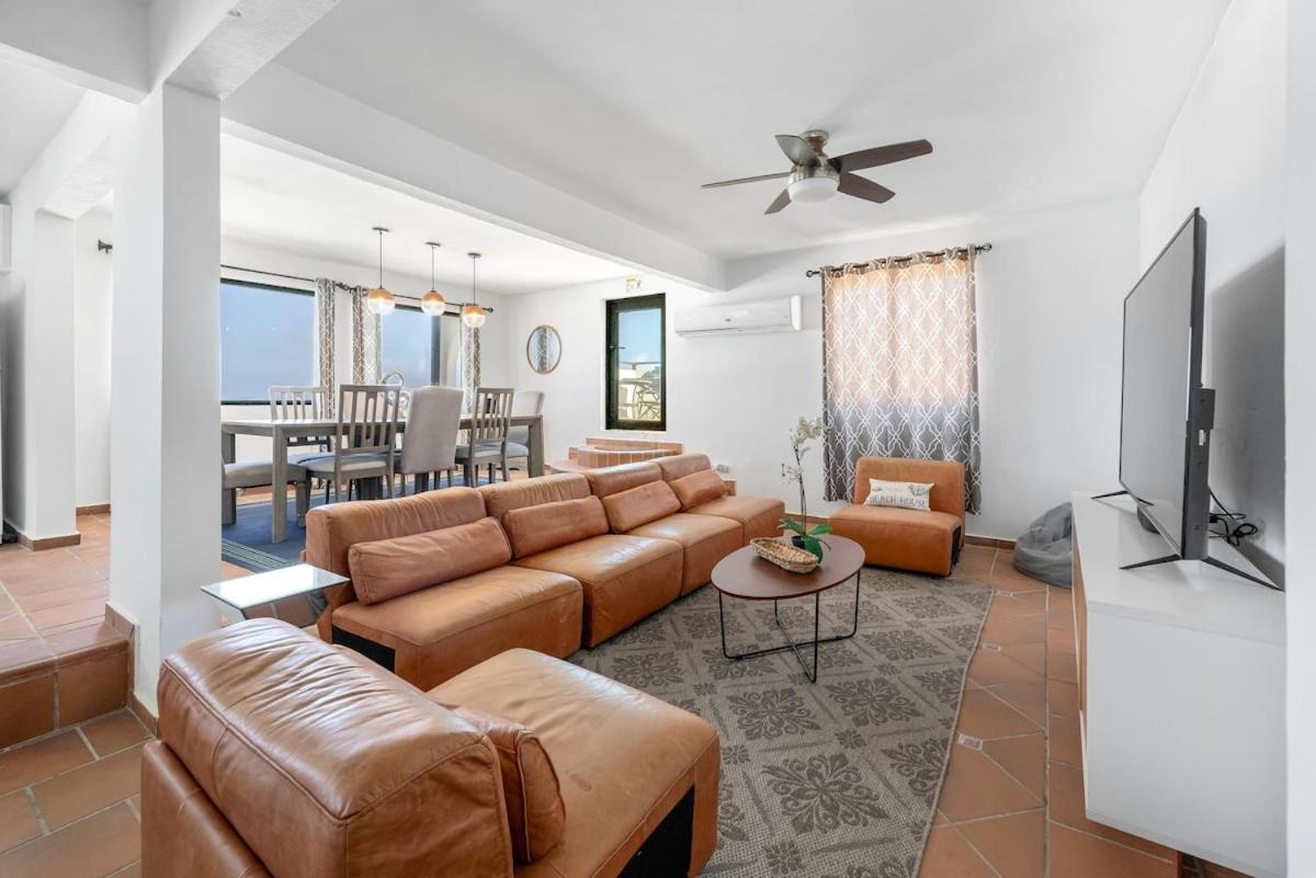 4 Bedroom Kikita Beach Villa Oceanfront W Pool Dorado Esterno foto