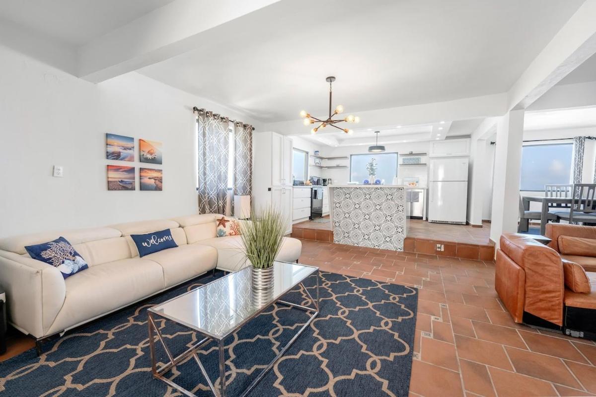 4 Bedroom Kikita Beach Villa Oceanfront W Pool Dorado Esterno foto